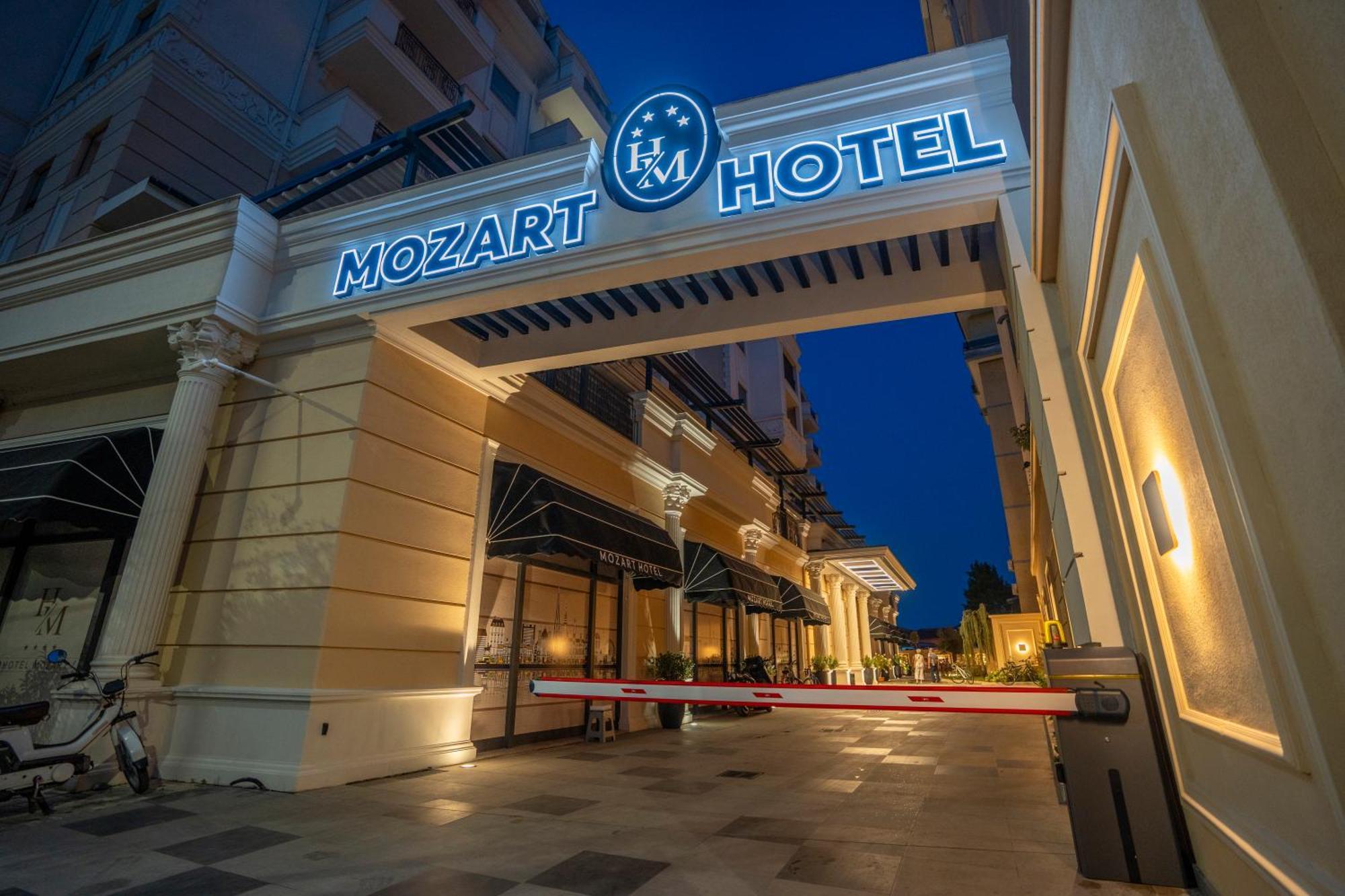 Hotel Mozart Shkoder Exterior photo